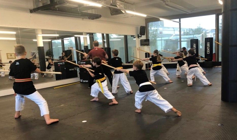 Dübendorf News, Karate, Krav Maga, Selbstverteidigung, Aroha, Fitness, Disziplin, Respekt, Lebensschule, Verteidigung, Kämpfen, Dübendorf Karate, Kinder Karate, Kindergarten Kinder, Jugendliche, Erwachsenen Karate, Lebensschule, Lifeskills, Kampfsport, Karate Training, Selbstverteidigung, Krav Maga, Zürich, Dübendorf, Fällanden, Uster, Wallisellen, Dietlikon, Selbstschutz, Karate, Kung Fu, Judo, Erwachsenen Selbstverteidigung, 8600, 8001, 8117, 8606, Volketswil, Kampfkunst, Kampfsport, 8304, 8605, Krav Maga 360, Bruce Lee, Chuck Norris, Mobbing, Stop Mobbing, Kindergeburtstag, Kampfkunst Party, Aroha, Fitness, QiGong, Qi-Gong, Taichi, Arnis, MMA, JuJitsu, Brasilien JuJitsu, Ferien Camps, Shitoryu, Shukokai, Shitokai, Gojuryu, Shotokan, Wadoryu, Kyusho, Kyusho Jitsu, Dillman, Paul Bowman, Pressure Points, Basel, Solothurn, Bern, Schweiz, Switzerland, Wild Goose Qigong, Dayan, Mixed Martial Arts, Probestunde, Trial Lesson